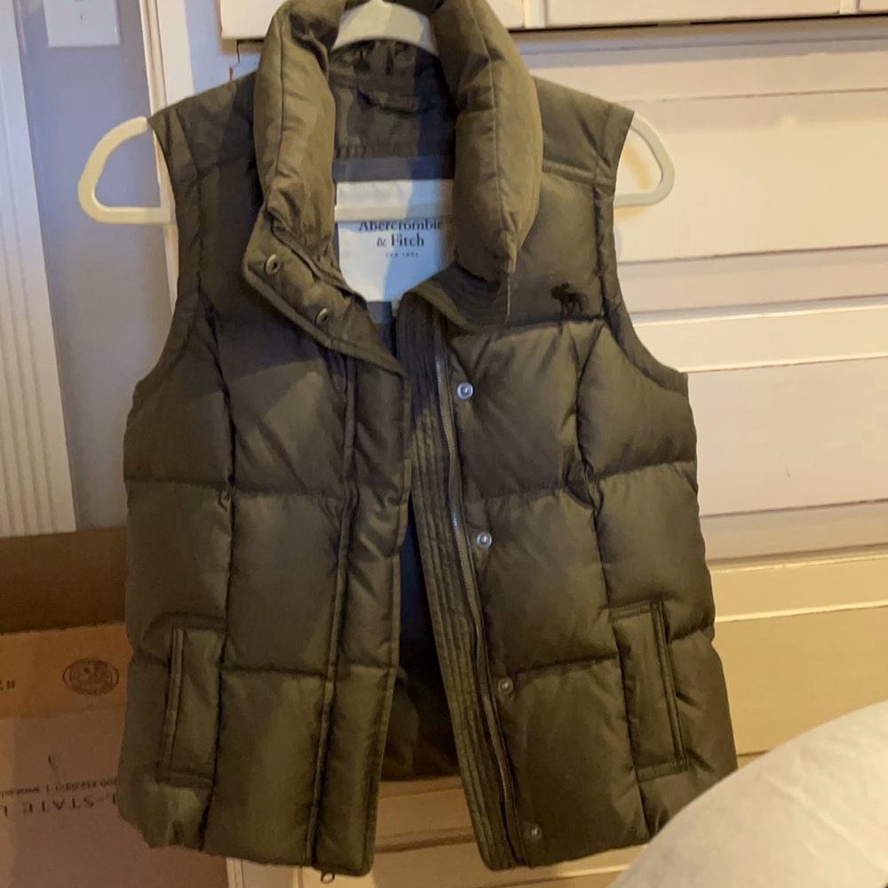 A&F Army Green Down Vest